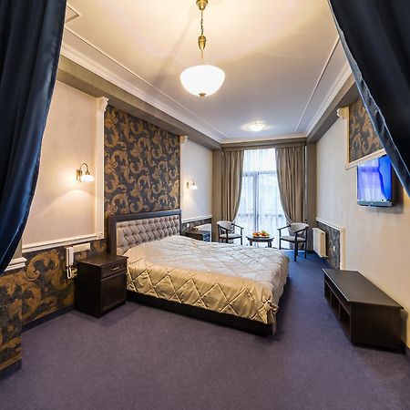 Franz Hotel&Restaurant ايفانو - فرانكيفسك الغرفة الصورة