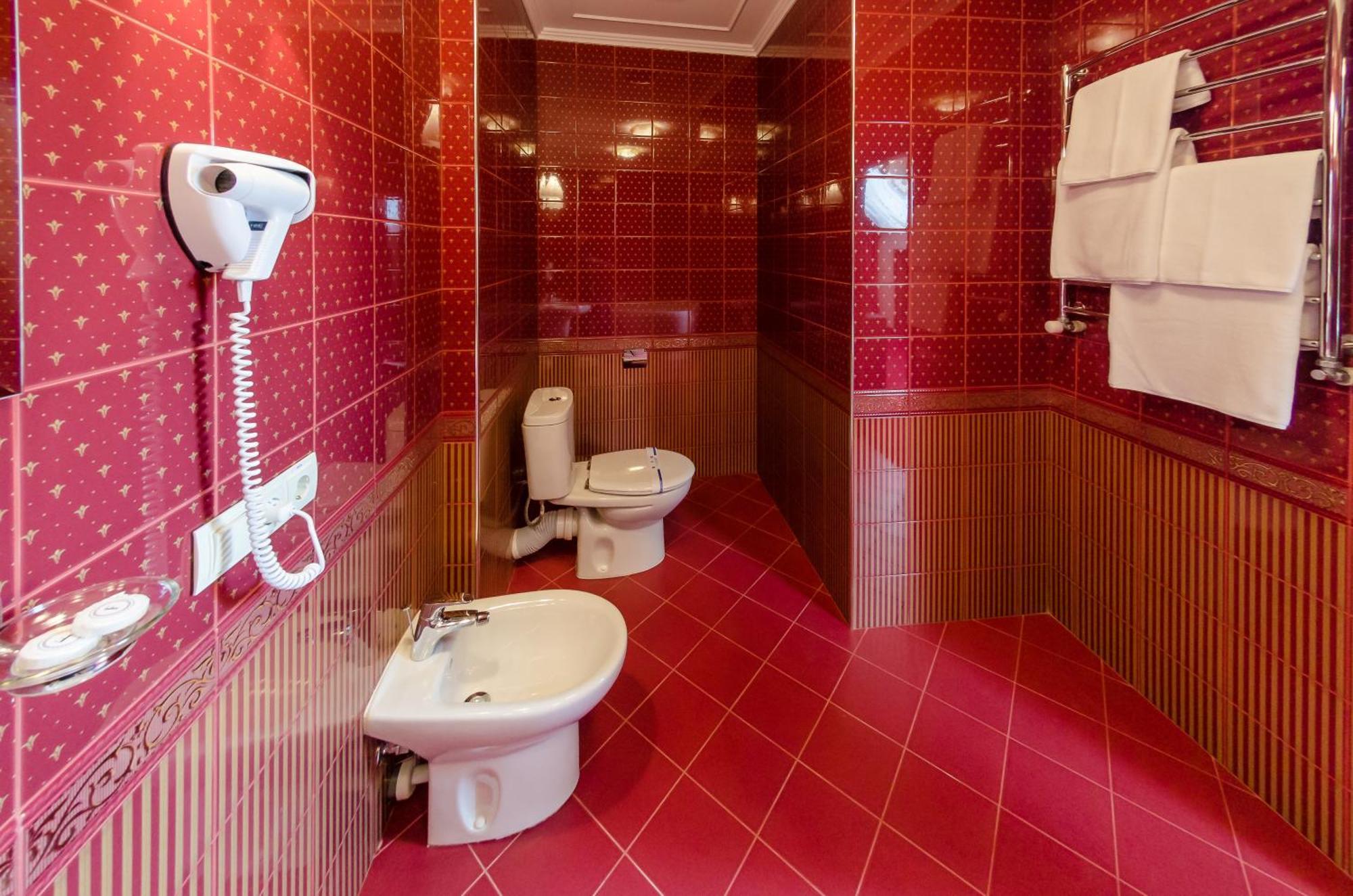 Franz Hotel&Restaurant ايفانو - فرانكيفسك المظهر الخارجي الصورة